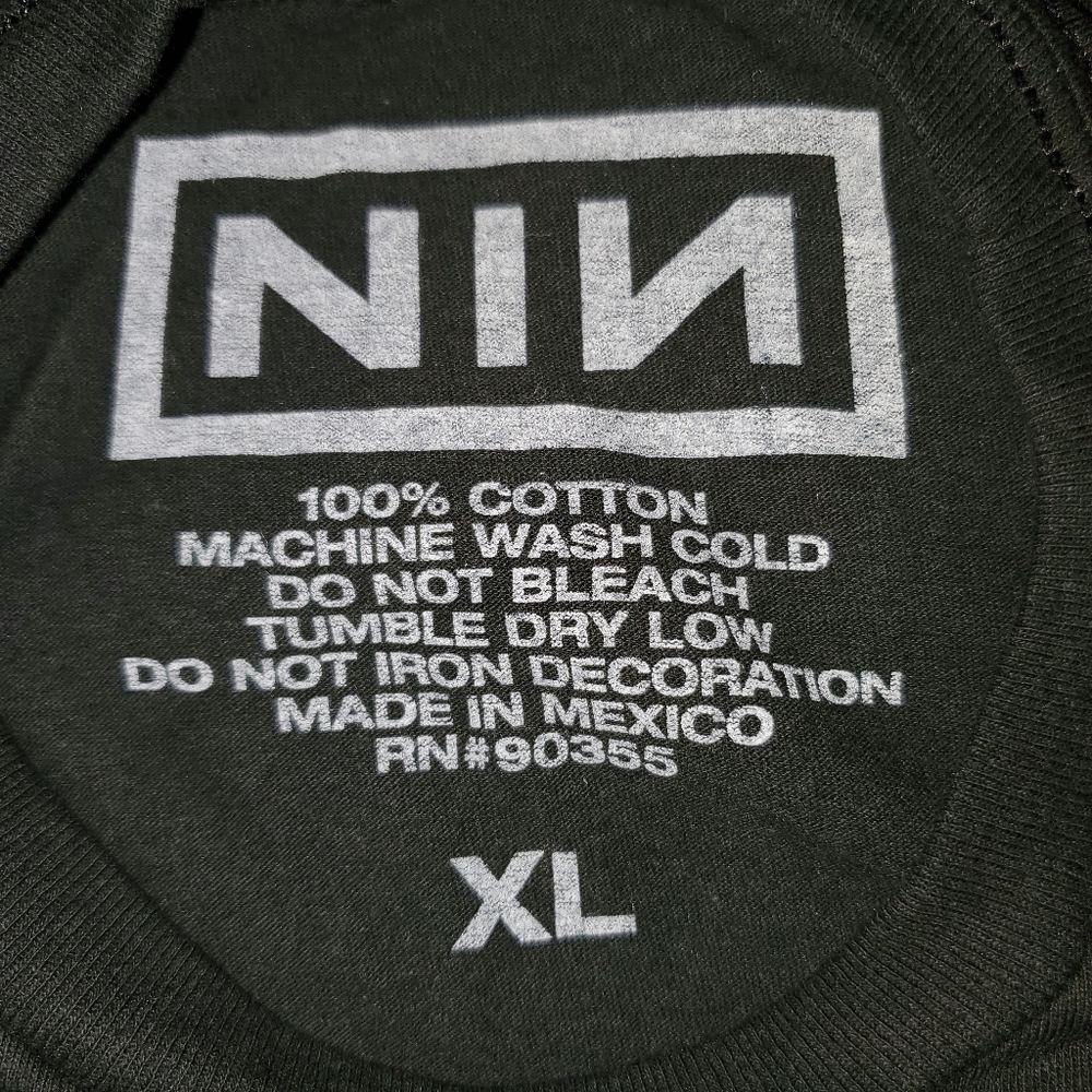 Nine Inch Nails Pretty Hate Machine Album Shirt - Picture 2 of 2